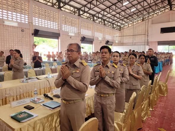ประชุม หัวหน้าส่วนราชการ หน่วยงานรัฐวิสาหกิจ ผู้บริหารสถานศึกษา องค์กรปกครองส่วนท้องถิ่น และกำนัน ผู้ใหญ่บ้าน ฯลฯ ประจำเดือนกันยายน พ.ศ.2569